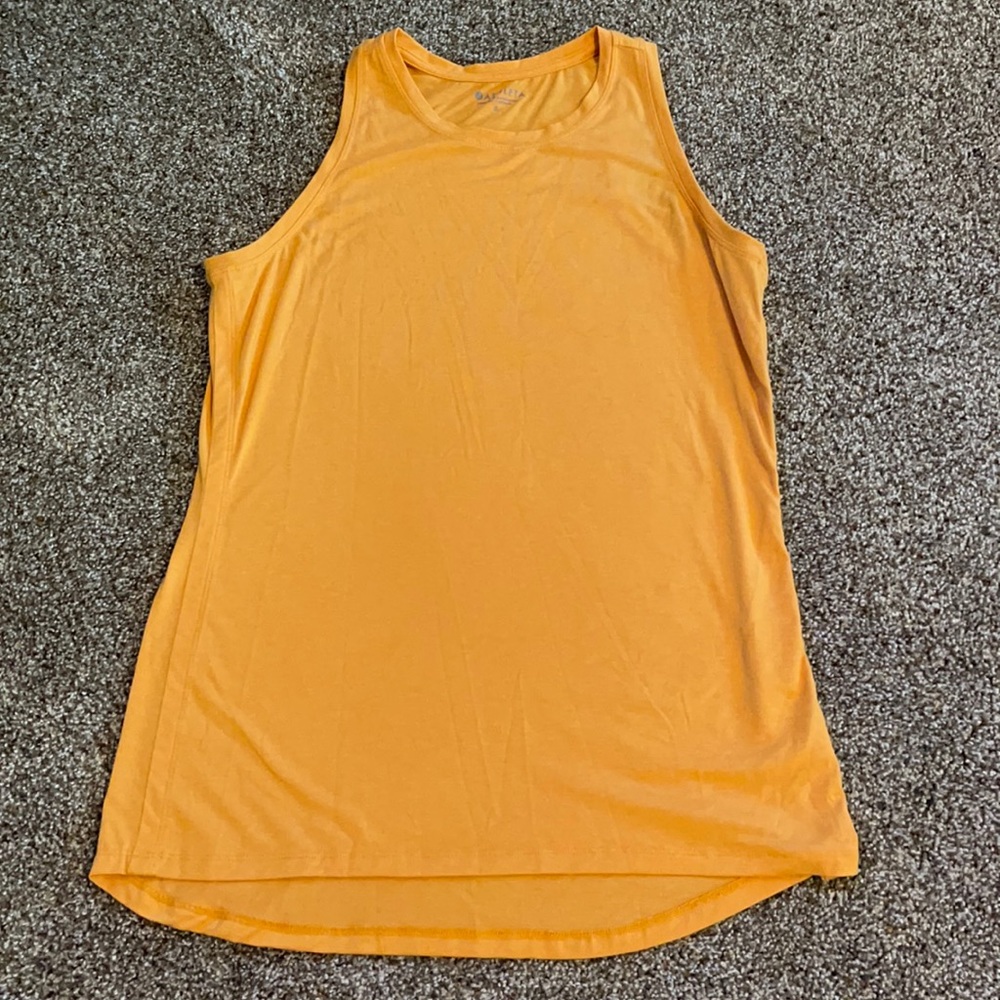 Athleta women’s high neck workout tank